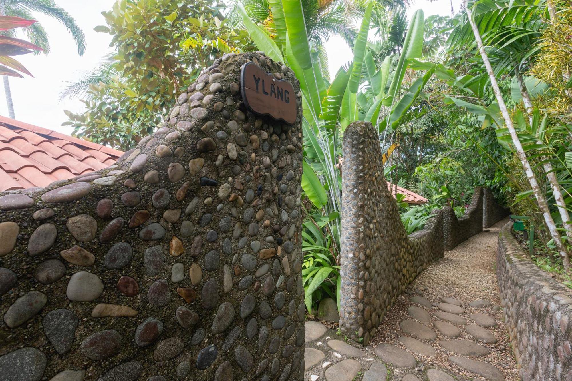 La Cusinga Lodge Uvita Exterior photo