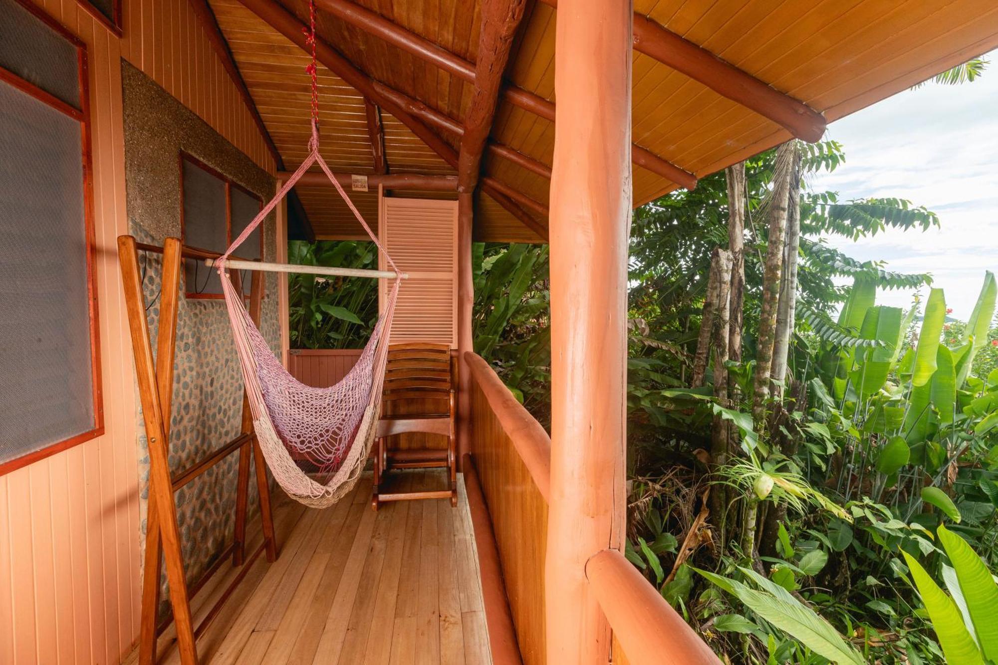 La Cusinga Lodge Uvita Room photo